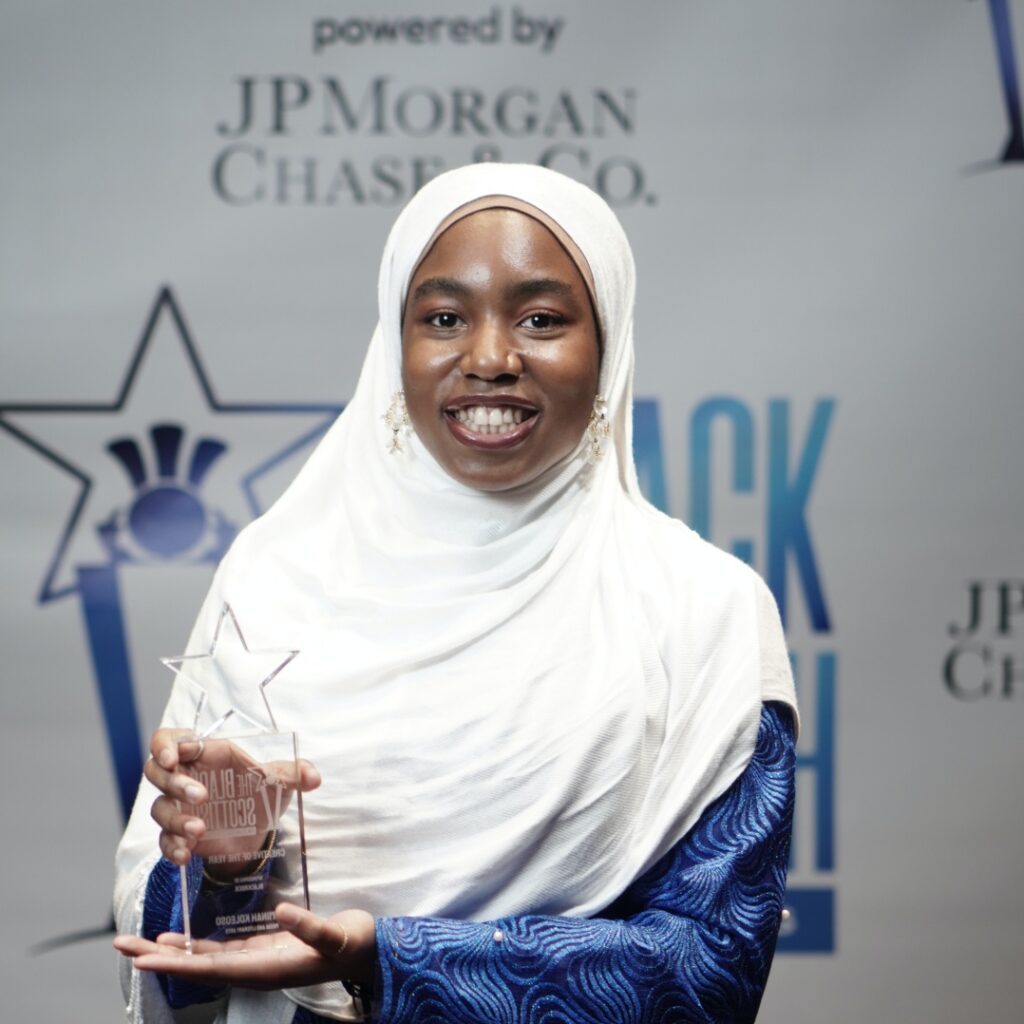 Read more about the article Muminah Koleoso Wins Creative of the Year at The Black Scottish Awards 2025